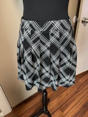 SO Black and White Plaid Circle Skirt